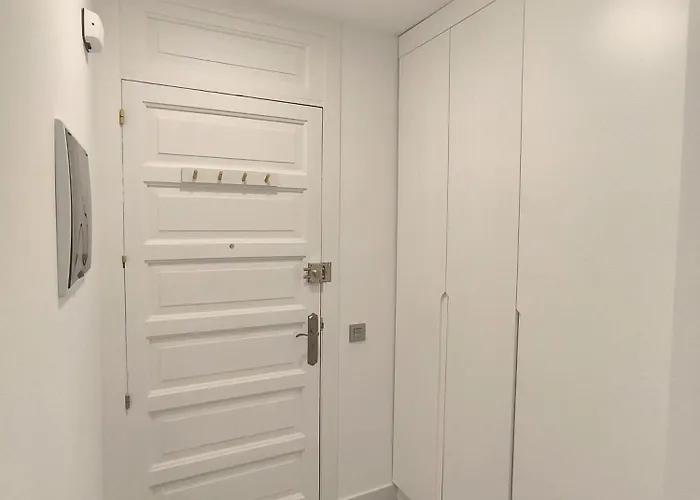 Parque Santiago Ii - Modern Americas - Heated Pool, 250m To The Apartman