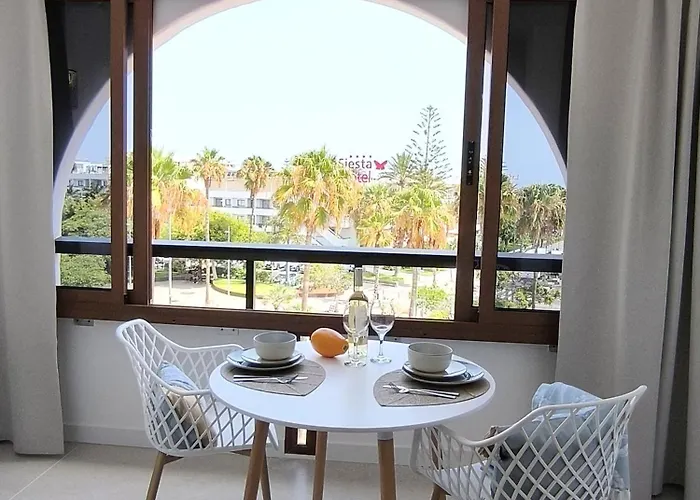 Parque Santiago Ii - Modern Americas - Heated Pool, 250m To The Lejlighed